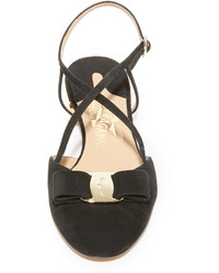 Ballerines en daim noires Salvatore Ferragamo