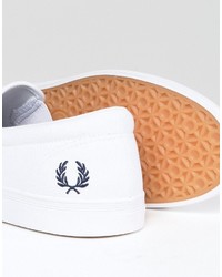 Baskets à enfiler en cuir blanches Fred Perry