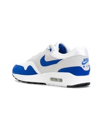 Baskets basses blanc et bleu Nike