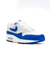 Baskets basses blanc et bleu Nike