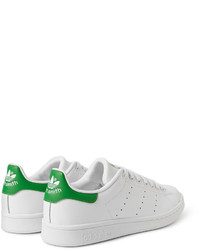 Baskets basses blanc et vert adidas