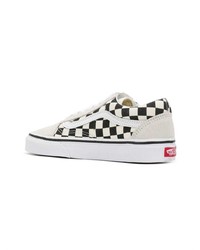 Baskets basses blanches et noires Vans