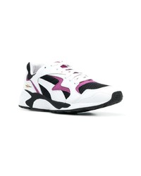 Baskets basses blanches et noires Puma