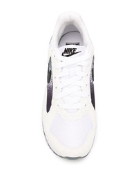 Baskets basses blanches Nike