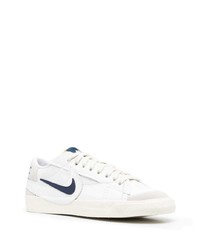 Baskets basses blanches Nike