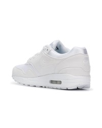 Baskets basses blanches Nike