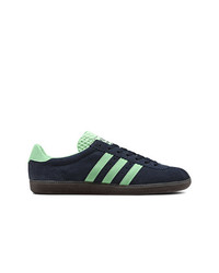 Baskets basses bleu marine adidas