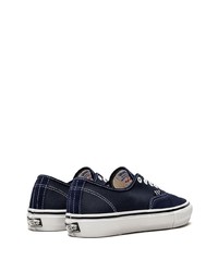 Baskets basses bleu marine Vans