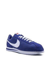 Baskets basses bleu marine Nike