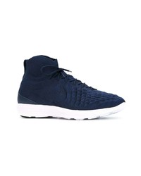 Baskets basses bleu marine Nike