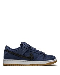 Baskets basses bleu marine Nike