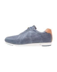 Baskets basses bleues Clarks
