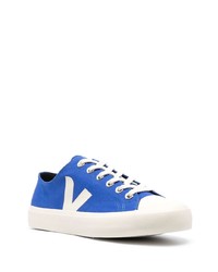 Baskets basses bleues Veja