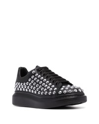 Baskets basses en cuir à clous noires Alexander McQueen