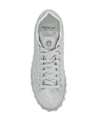 Baskets basses en cuir argentées Moncler