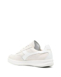 Baskets basses en cuir beiges Diadora