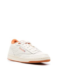 Baskets basses en cuir beiges Reebok