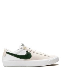 Baskets basses en cuir beiges Nike