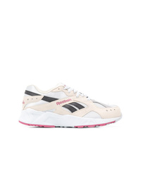 Baskets basses en cuir beiges Reebok