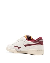 Baskets basses en cuir beiges Reebok