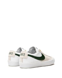 Baskets basses en cuir beiges Nike