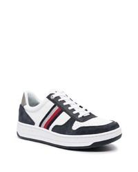 Baskets basses en cuir blanc et bleu marine Tommy Hilfiger