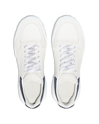 Baskets basses en cuir blanc et bleu marine Alexander McQueen