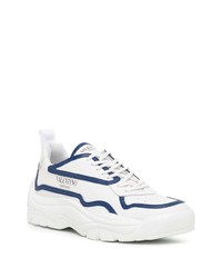 Baskets basses en cuir blanc et bleu marine Valentino Garavani