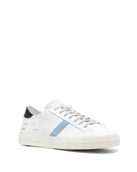 Baskets basses en cuir blanc et bleu marine D.A.T.E