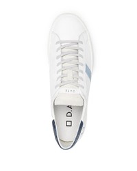 Baskets basses en cuir blanc et bleu marine D.A.T.E