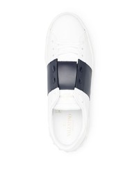 Baskets basses en cuir blanc et bleu marine Valentino Garavani