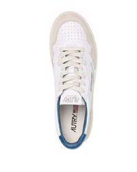 Baskets basses en cuir blanc et bleu marine AUTRY