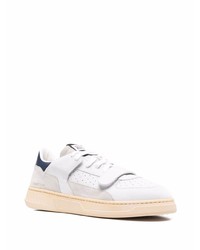 Baskets basses en cuir blanc et bleu marine RUN OF