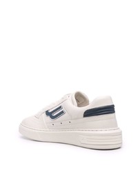 Baskets basses en cuir blanc et bleu marine Bally