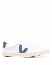 Baskets basses en cuir blanc et bleu marine Veja