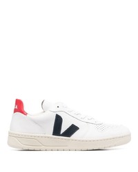 Baskets basses en cuir blanc et bleu marine Veja