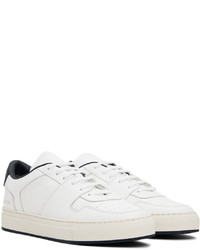 Baskets basses en cuir blanc et bleu marine Common Projects