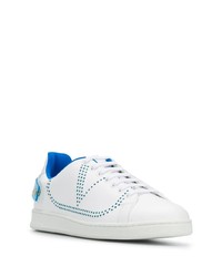 Baskets basses en cuir blanc et bleu Valentino Garavani