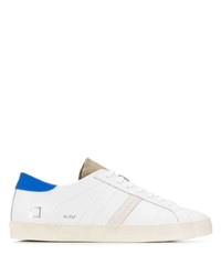 Baskets basses en cuir blanc et bleu D.A.T.E