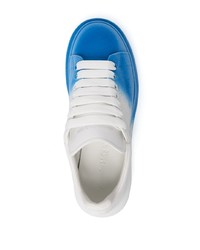 Baskets basses en cuir blanc et bleu Alexander McQueen