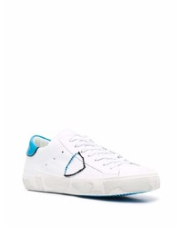 Baskets basses en cuir blanc et bleu Philippe Model Paris