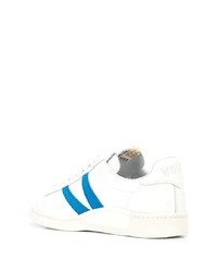 Baskets basses en cuir blanc et bleu VISVIM