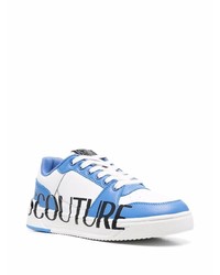 Baskets basses en cuir blanc et bleu VERSACE JEANS COUTURE