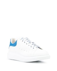 Baskets basses en cuir blanc et bleu Alexander McQueen