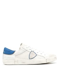 Baskets basses en cuir blanc et bleu Philippe Model Paris