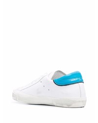 Baskets basses en cuir blanc et bleu Philippe Model Paris