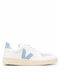 Baskets basses en cuir blanc et bleu Veja