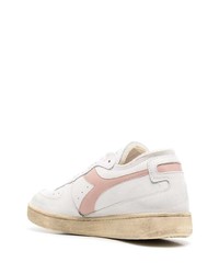 Baskets basses en cuir blanc et rose Diadora