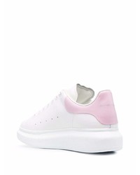 Baskets basses en cuir blanc et rose Alexander McQueen