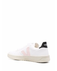 Baskets basses en cuir blanc et rose Veja